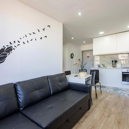 Apartamento 1Br Flat In Trindade W/ Ac By Metro Station OOporto Exterior foto