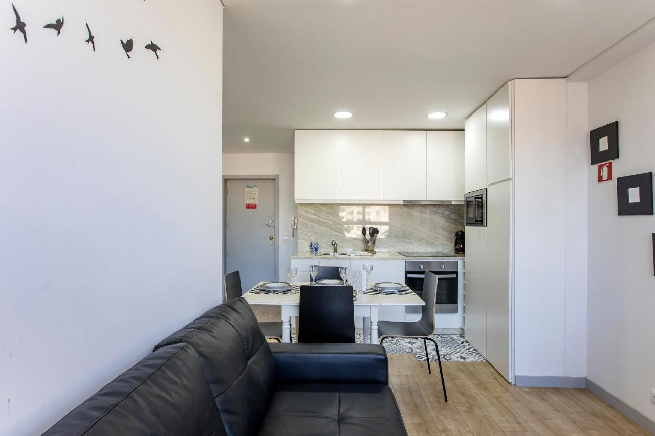 Apartamento 1Br Flat In Trindade W/ Ac By Metro Station OOporto Exterior foto